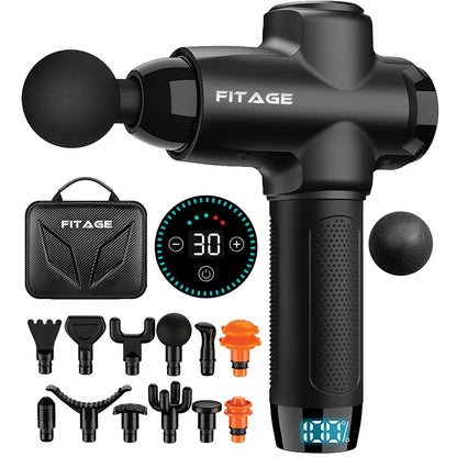FITAGE massage gun set met meerdere opzetstukken, draagtas en digitaal display op witte achtergrond.